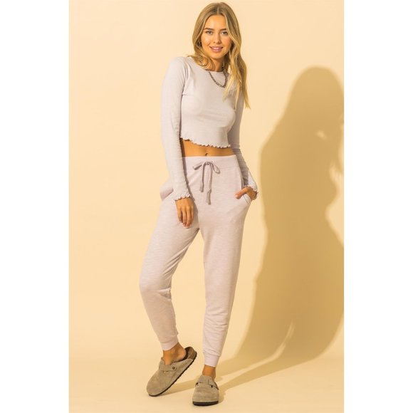 DOUBLE ZERO WOMENS LILAC FOG LETTUCE EDGE & CUFFS/LONG SLEEVES CROP TOP - NWT - - Picture 9 of 10